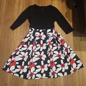 Unbranded S V-neck dress with pockets!!